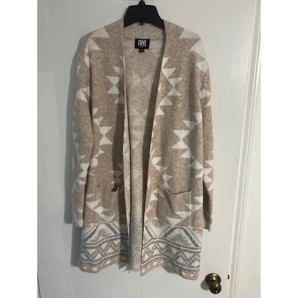 Frye open cardigan women’s L tan white Aztec cozycore cabin southwestern ranch - Picture 1 of 4